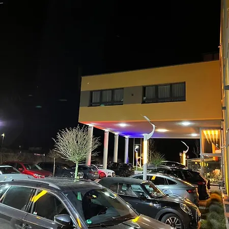 Design Winterrot Ξενοδοχείο