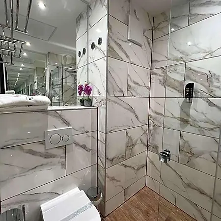 Design Winterrot 4*