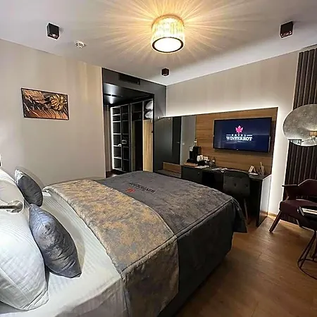 Design Winterrot 4*