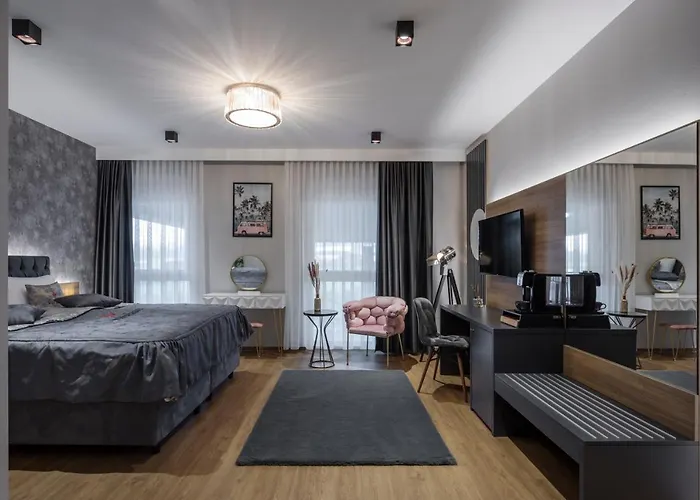 Winterrot Hotel Karlsruhe