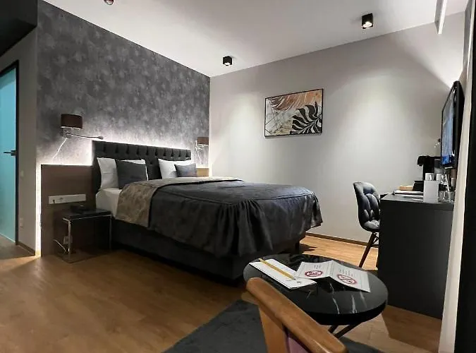 Design Winterrot 4* Karlsruhe