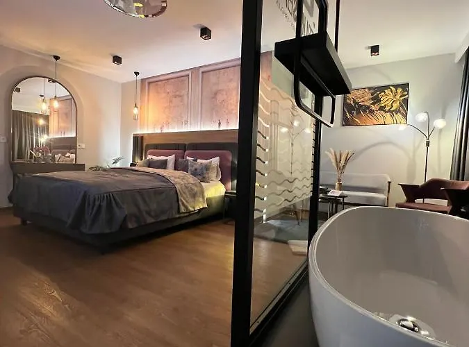 Winterrot Hotel Karlsruhe